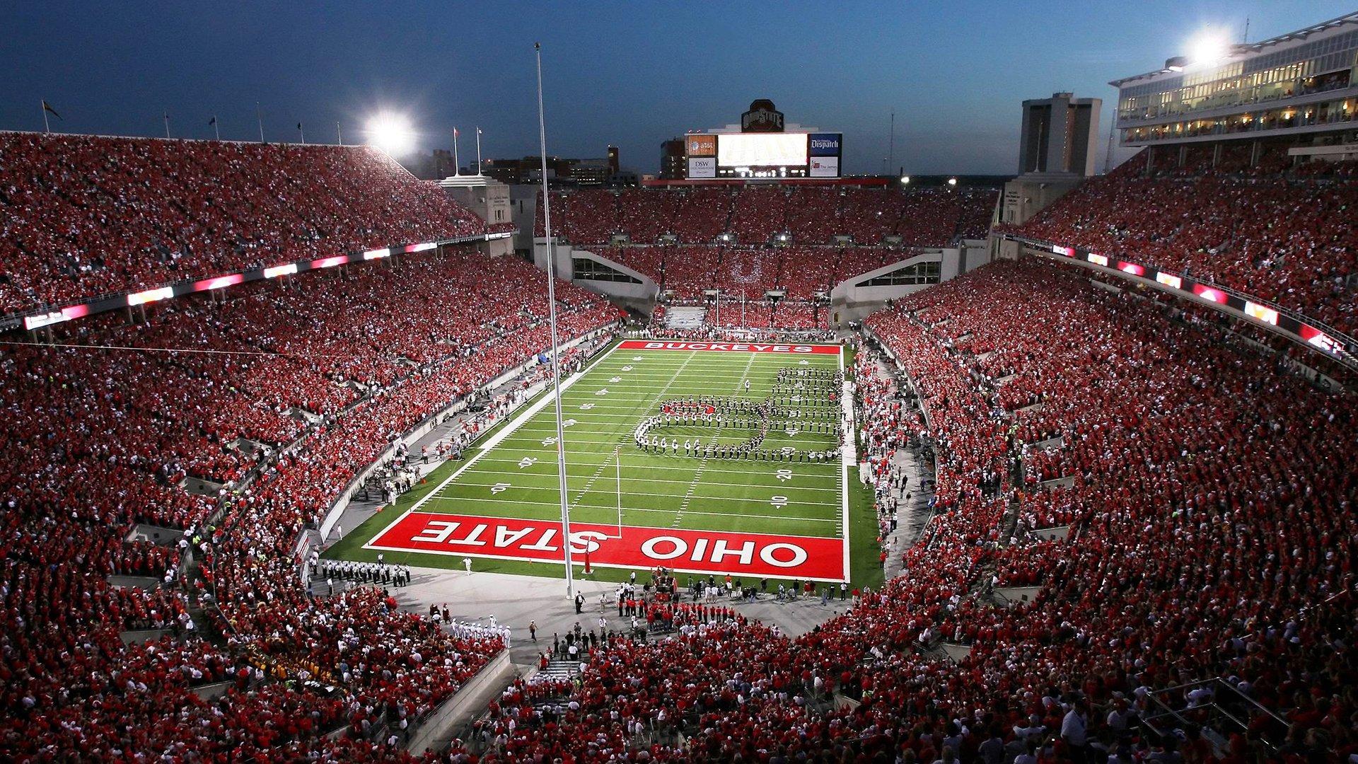 詹姆斯高尔夫球场现身引猜测 名嘴Skip，湖人或将施压促其退役